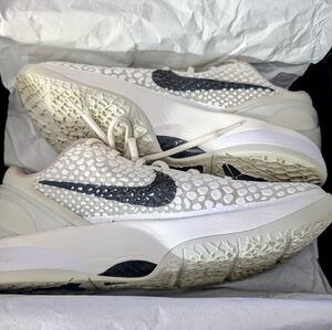 Kobe VI Sail Men's Size 9